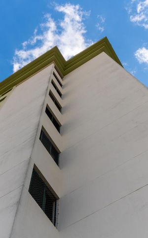 Apartamento à venda com 67m², 2 quartos e 1 vagaFachada