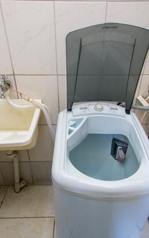 Casa à venda com 180m², 3 quartos e 2 vagas Casa à venda com 180m², 3 quartos e 2 vagasÁrea de Serviço