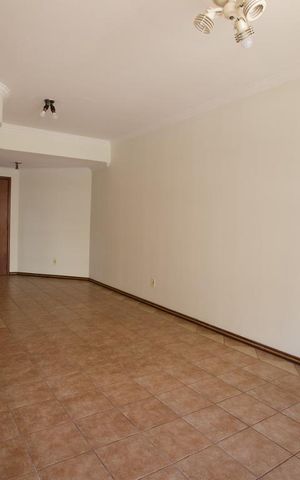 Apartamento para alugar com 110m², 3 quartos e 2 vagasSala