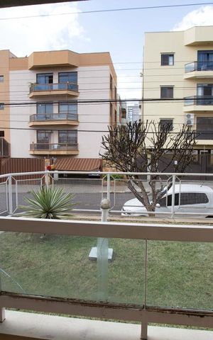 Apartamento para alugar com 110m², 3 quartos e 2 vagasVista da varanda da sala