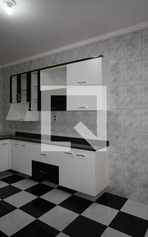 Casa à venda com 162m², 3 quartos e 2 vagasCozinha 