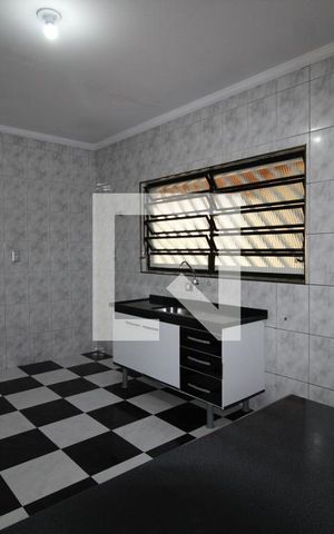 Casa à venda com 162m², 3 quartos e 2 vagasCozinha 