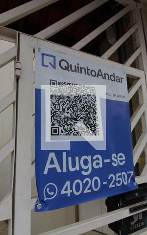 Casa à venda com 162m², 3 quartos e 2 vagasFachada