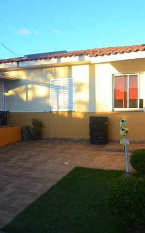 Casa de condomínio à venda com 605m², 2 quartos e 2 vagasFachada casa