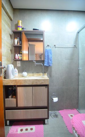 Casa de condomínio à venda com 605m², 2 quartos e 2 vagasBanheiro