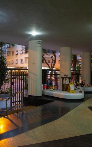 Apartamento à venda com 60m², 2 quartos e sem vaga Apartamento à venda com 60m², 2 quartos e sem vagaEntrada do Prédio