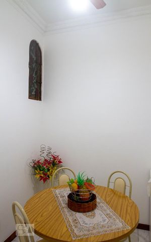 Apartamento à venda com 60m², 2 quartos e sem vaga Apartamento à venda com 60m², 2 quartos e sem vagaAnte - Sala