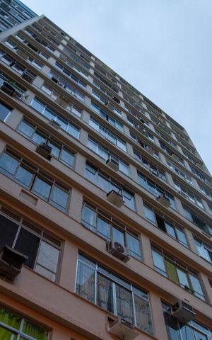 Apartamento à venda com 60m², 2 quartos e sem vaga Apartamento à venda com 60m², 2 quartos e sem vagaFachada do Prédio