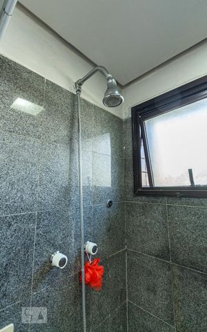 Apartamento à venda com 250m², 3 quartos e 3 vagas Apartamento à venda com 250m², 3 quartos e 3 vagasBanheiro da Suíte 1