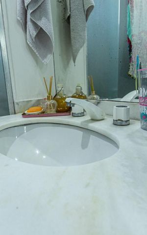Apartamento à venda com 250m², 3 quartos e 3 vagas Apartamento à venda com 250m², 3 quartos e 3 vagasBanheiro da Suíte 2