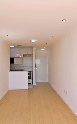 Apartamento à venda com 49m², 2 quartos e 1 vaga Apartamento à venda com 49m², 2 quartos e 1 vagaSala
