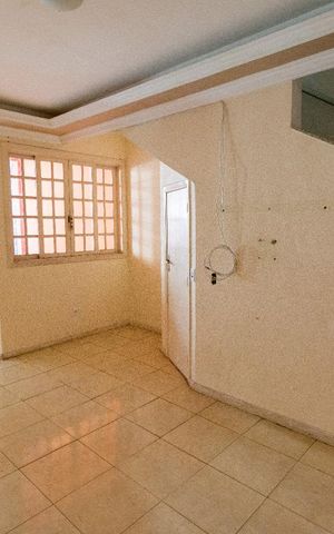 Casa de condomínio à venda com 200m², 3 quartos e 1 vaga Casa de condomínio à venda com 200m², 3 quartos e 1 vagaSala