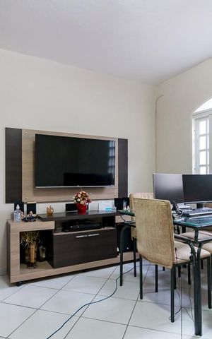 Casa para alugar com 125m², 2 quartos e 2 vagasSala