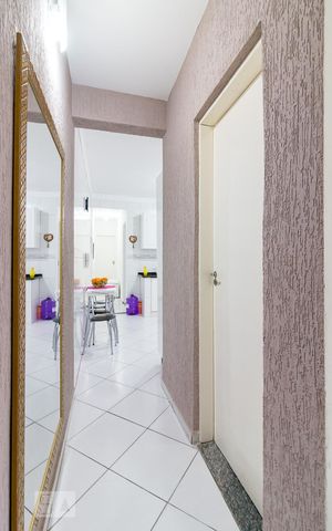 Casa para alugar com 125m², 2 quartos e 2 vagasCorredor