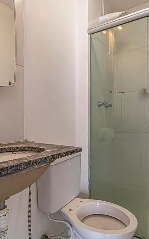 Apartamento à venda com 60m², 2 quartos e 1 vaga Apartamento à venda com 60m², 2 quartos e 1 vagaBanheiro Social