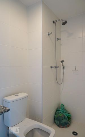 Apartamento à venda com 70m², 2 quartos e 1 vaga Apartamento à venda com 70m², 2 quartos e 1 vagaBanheiro da Suíte