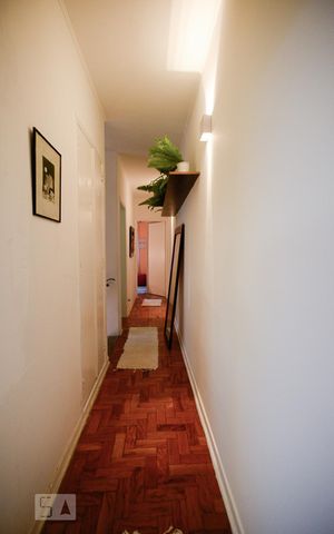 Casa para alugar com 150m², 3 quartos e 2 vagas Casa para alugar com 150m², 3 quartos e 2 vagasCorredor