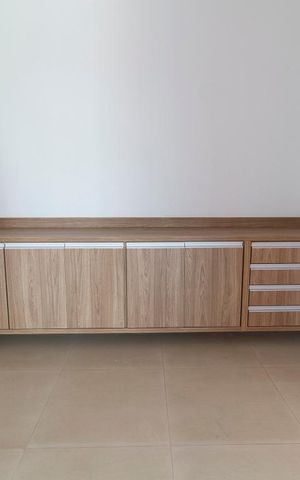 Casa para alugar com 470m², 4 quartos e 4 vagas Casa para alugar com 470m², 4 quartos e 4 vagasHall dos quartos