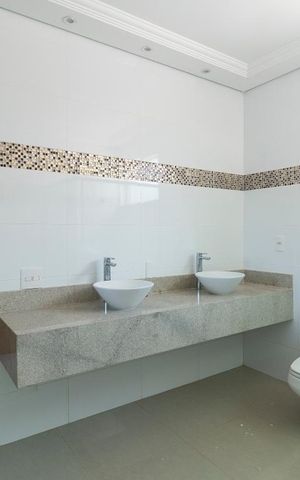 Casa para alugar com 470m², 4 quartos e 4 vagas Casa para alugar com 470m², 4 quartos e 4 vagasSuíte 1