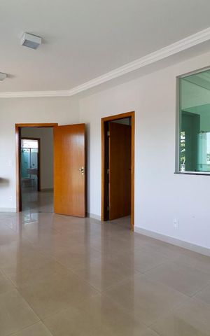 Casa para alugar com 470m², 4 quartos e 4 vagas Casa para alugar com 470m², 4 quartos e 4 vagasSuíte 1