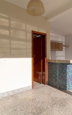 Casa para alugar com 470m², 4 quartos e 4 vagas Casa para alugar com 470m², 4 quartos e 4 vagasQuintal