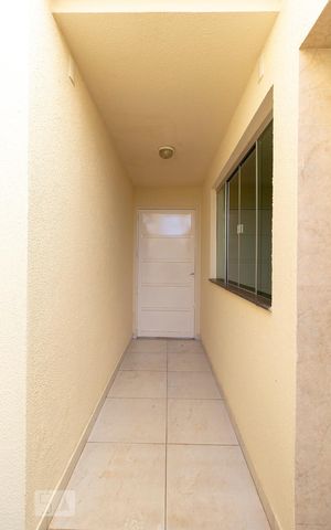 Casa para alugar com 470m², 4 quartos e 4 vagas Casa para alugar com 470m², 4 quartos e 4 vagasCorredor