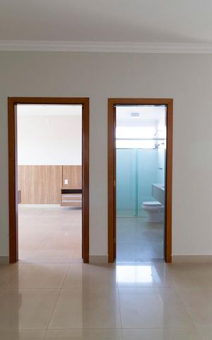 Casa para alugar com 470m², 4 quartos e 4 vagas Casa para alugar com 470m², 4 quartos e 4 vagasHall dos quartos