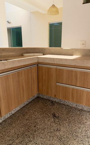 Casa para alugar com 470m², 4 quartos e 4 vagas Casa para alugar com 470m², 4 quartos e 4 vagasQuintal