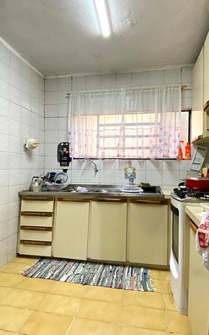Casa à venda com 270m², 3 quartos e 3 vagas Casa à venda com 270m², 3 quartos e 3 vagasCozinha
