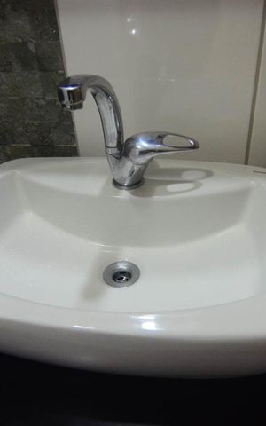 Casa à venda com 90m², 3 quartos e 1 vagaTorneira