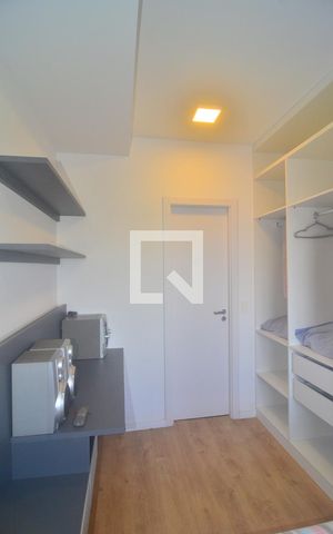 Apartamento para alugar com 38m², 1 quarto e 1 vagaDormitório