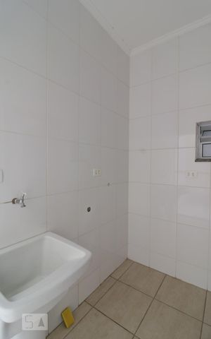 Casa de condomínio à venda com 105m², 3 quartos e 2 vagasArea de serviço