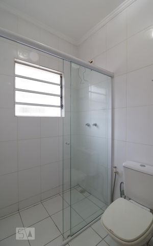 Casa de condomínio à venda com 105m², 3 quartos e 2 vagasBanheiro da Suíte 1