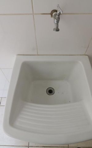 Casa de condomínio à venda com 105m², 3 quartos e 2 vagasArea de serviço - Tanque