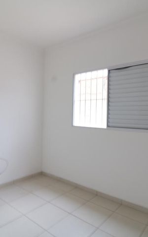 Casa de condomínio à venda com 105m², 3 quartos e 2 vagasQuarto 2