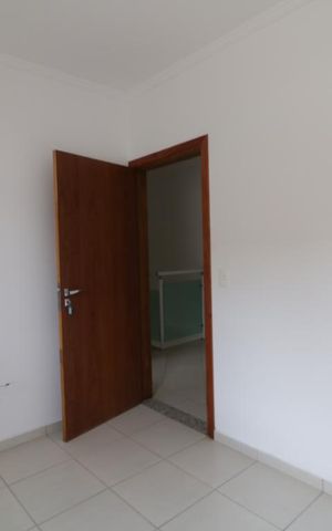 Casa de condomínio à venda com 105m², 3 quartos e 2 vagasQuarto 2