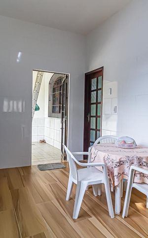 Casa à venda com 600m², 3 quartos e 4 vagas Casa à venda com 600m², 3 quartos e 4 vagasCozinha