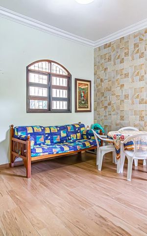 Casa à venda com 600m², 3 quartos e 4 vagas Casa à venda com 600m², 3 quartos e 4 vagasSala 2
