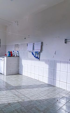 Casa à venda com 600m², 3 quartos e 4 vagas Casa à venda com 600m², 3 quartos e 4 vagasLavanderia