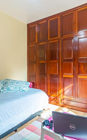 Casa à venda com 600m², 3 quartos e 4 vagas Casa à venda com 600m², 3 quartos e 4 vagasQuarto 3 - Suíte