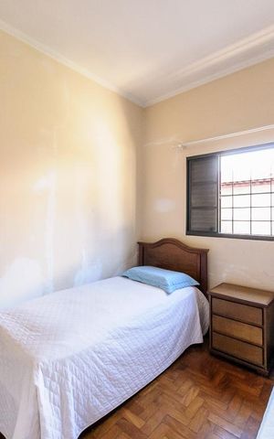Casa à venda com 500m², 4 quartos e 4 vagasQuarto 2