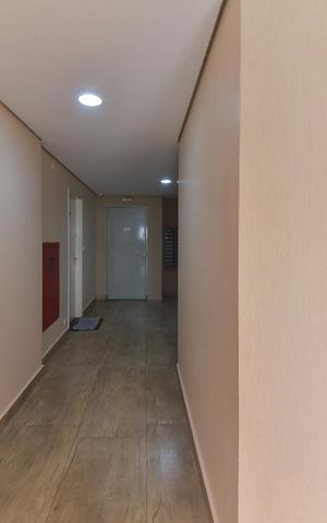Apartamento à venda com 69m², 3 quartos e 1 vaga Apartamento à venda com 69m², 3 quartos e 1 vagaHall Social