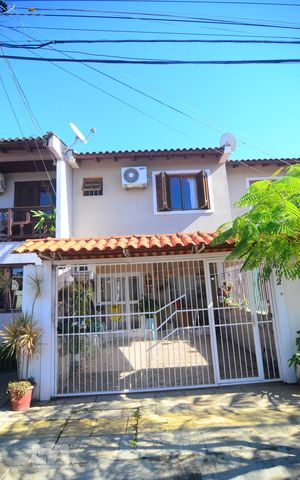 Casa à venda com 70m², 2 quartos e 1 vagaFachada