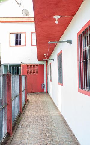 Apartamento à venda com 194m², 12 quartos e 1 vaga Apartamento à venda com 194m², 12 quartos e 1 vagaÁrea Externa