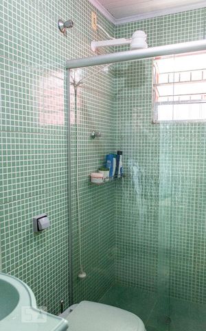 Apartamento à venda com 194m², 12 quartos e 1 vaga Apartamento à venda com 194m², 12 quartos e 1 vagaBanheiro