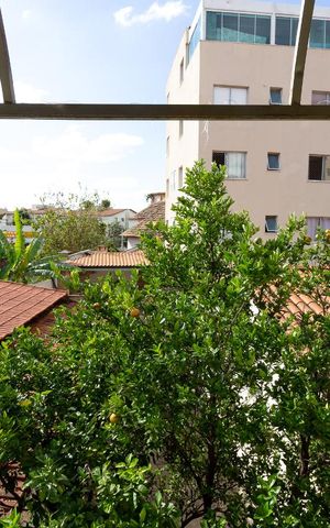Casa à venda com 300m², 4 quartos e 2 vagas Casa à venda com 300m², 4 quartos e 2 vagasVista Suíte 1
