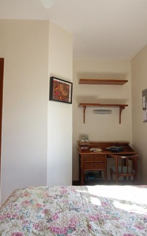 Casa à venda com 300m², 4 quartos e 2 vagas Casa à venda com 300m², 4 quartos e 2 vagasSuíte 2