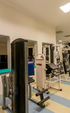 Apartamento à venda com 500m², 5 quartos e 5 vagas Apartamento à venda com 500m², 5 quartos e 5 vagasÁrea comum - Academia
