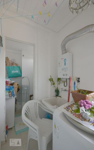 Apartamento à venda com 70m², 2 quartos e 1 vaga Apartamento à venda com 70m², 2 quartos e 1 vagaArea de Serviço