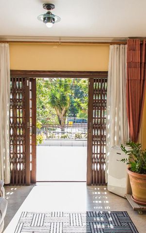 Casa à venda com 315m², 3 quartos e 5 vagas Casa à venda com 315m², 3 quartos e 5 vagasSala